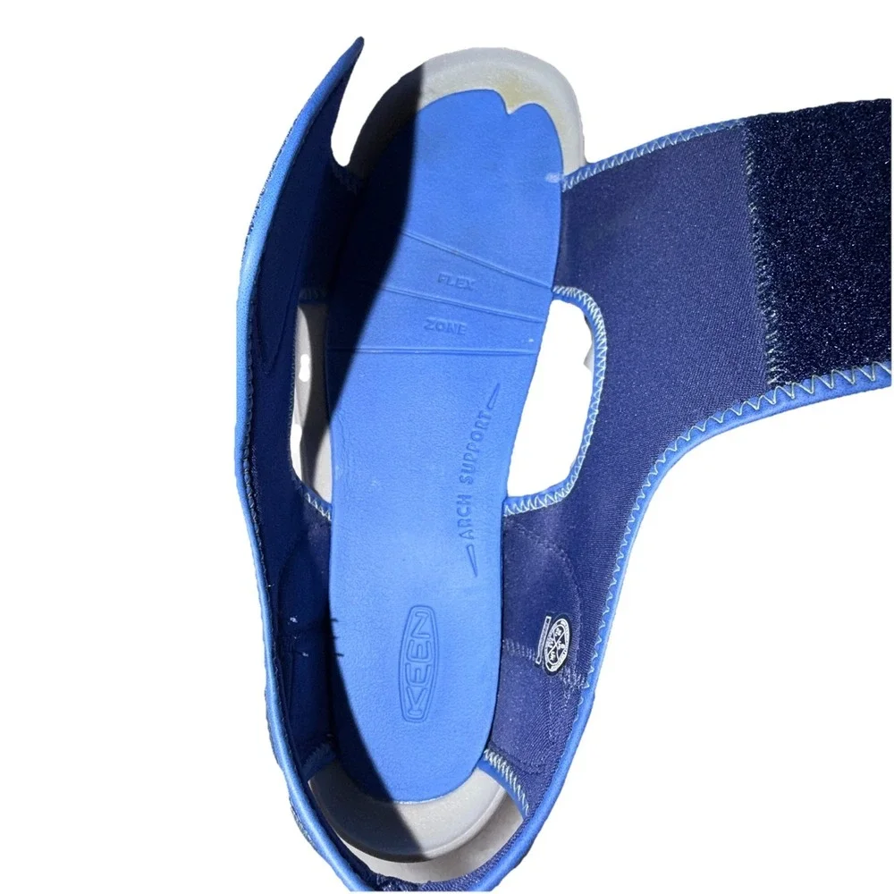 Keen Knotch River Open Toe Blue Water Shoe Sandal Walking Hiking Gorpcore Size 6